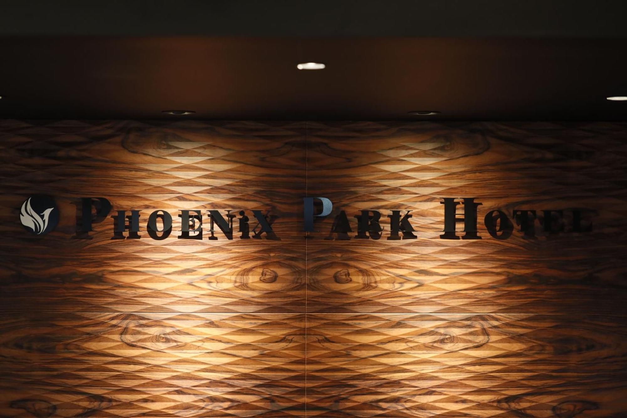 Phoenix Park Hotel Nago Exteriör bild